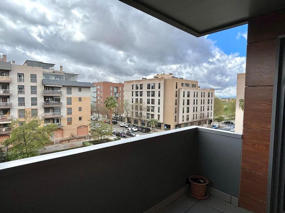 Apartamento Forum - Ciencias Гранада Экстерьер фото